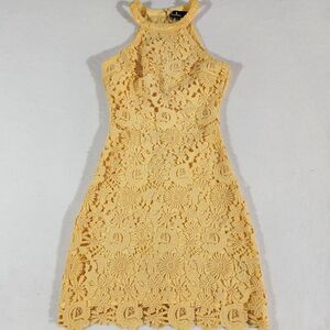 Lulus Love Poem Yellow Lace Mini Halter Dress Size XS Bodycon Preppy Summer